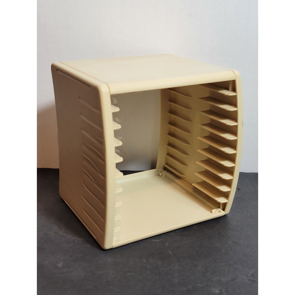 Vintage 1990's Beige CD/Computer Games 10 Disc Holder Organizer
